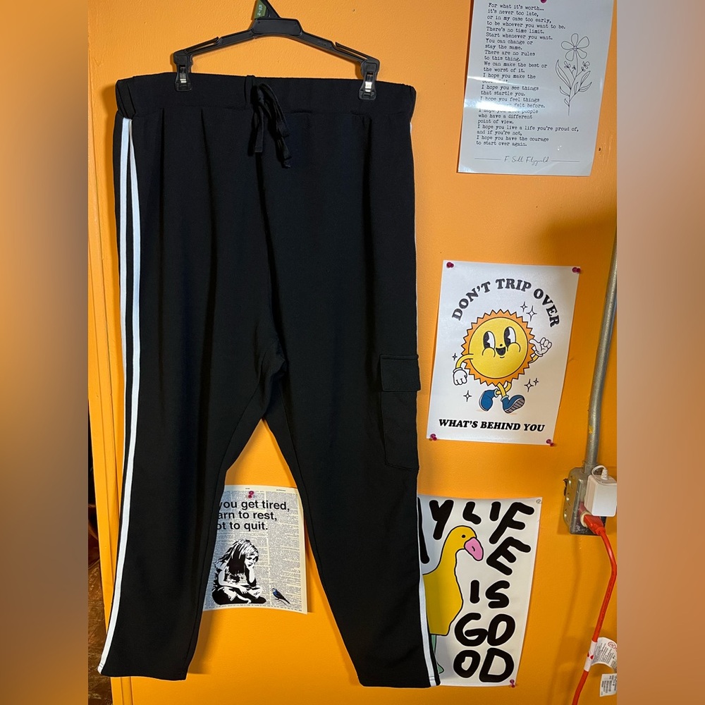 4X SHEIN Black Joggers with White Side Detail